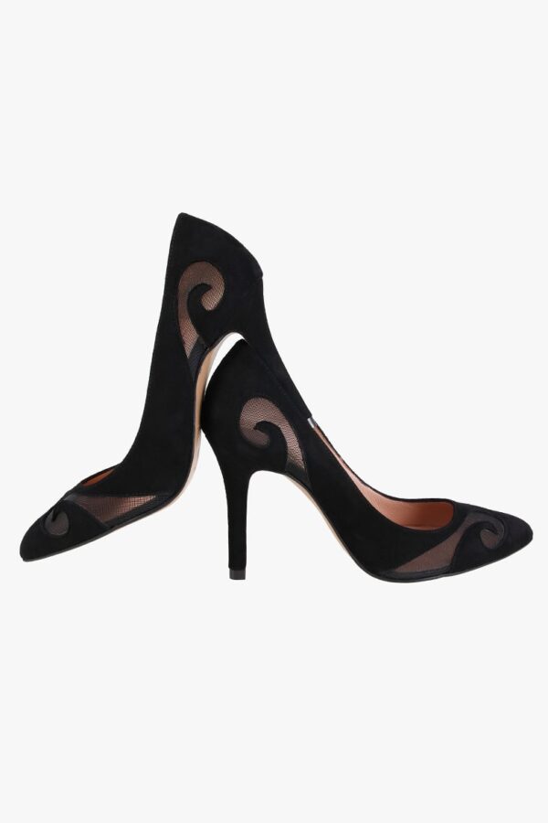 black-leather-pumps-swirl-am-byagapi