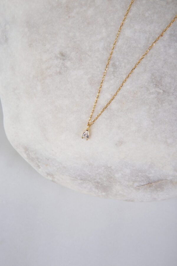 white-zircon-goldplated-silver-necklace-am-byagapi-2