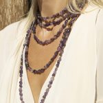 ΚΟΛΙΕ ΑΠΌ ΣΕΙΡΕΣ ΑΜΕΘΥΣΤΟΥ ΚΑΙ ΕΠΙΧΡΥΣΑ ΣΤΟΙΧΕΙΑ 24Κ ΔΥΝΑΤΟΤΗΤΑ ΝΑ ΦΟΡΕΘΕΙ ΚΟΝΤΟ Η ΜΑΚΡΥ